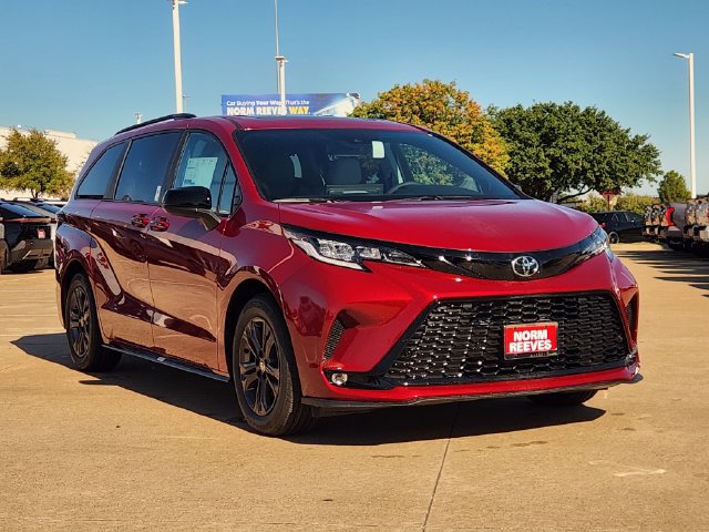 New 2026 Toyota Sienna XSE AWD/4WD image 2
