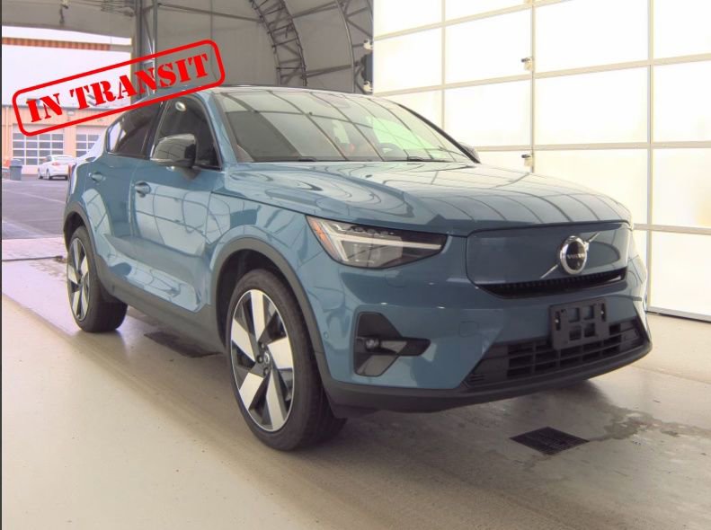 Used 2023 Volvo C40 P8 Recharge Ultimate w/ Protection Package Premier image 4