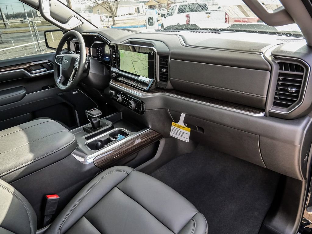 New 2026 Chevrolet Silverado 1500 LT Trail Boss w/ LT Trail Boss Premium Package AWD/4WD image 16