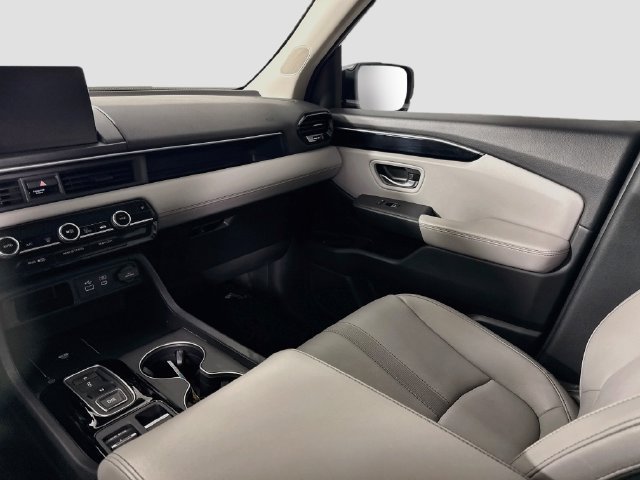 Used 2025 Honda Pilot EX-L image 24