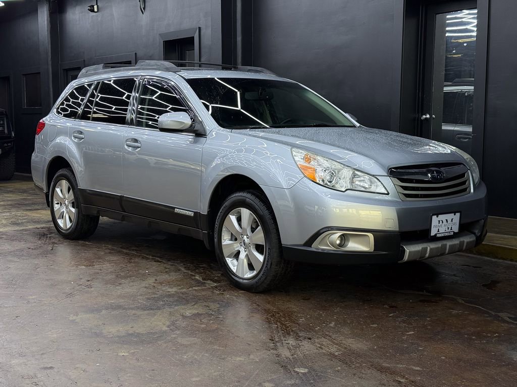 Used 2012 Subaru Outback 3.6R Limited image 11