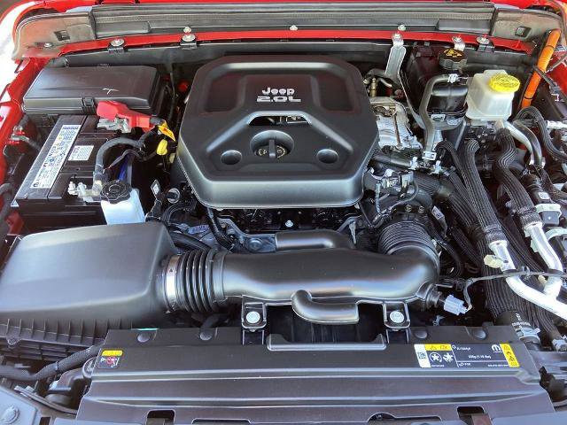 Used 2023 Jeep Wrangler Unlimited Sahara AWD/4WD image 26