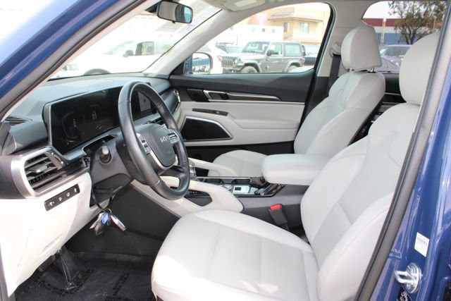 Used 2025 Kia Telluride S FWD image 33