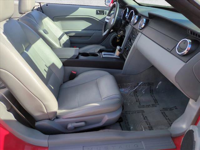 Used 2007 Ford Mustang Deluxe image 21