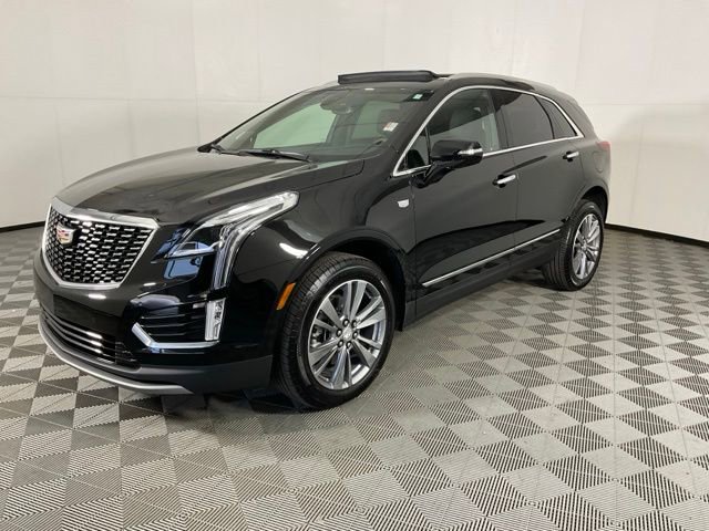 Certified 2025 Cadillac XT5 Premium Luxury image 1