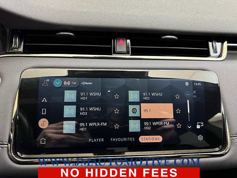 Used 2022 Land Rover Range Rover Evoque R-Dynamic SE image 22