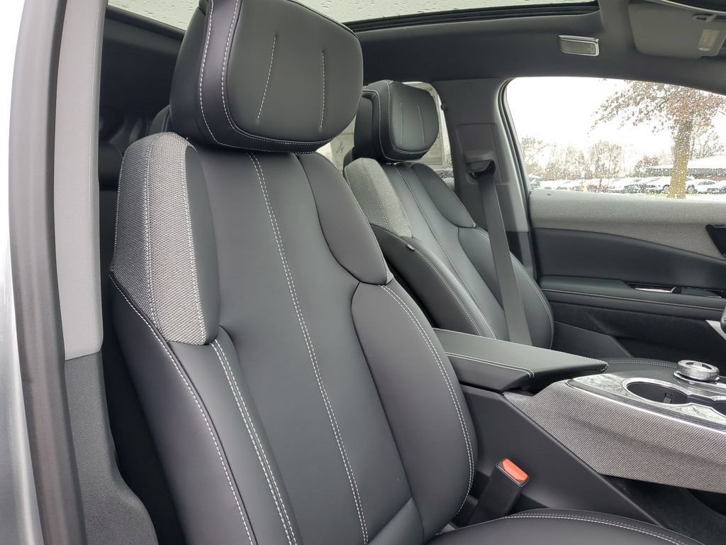 New 2026 Cadillac Optiq Luxury 1 AWD/4WD image 30