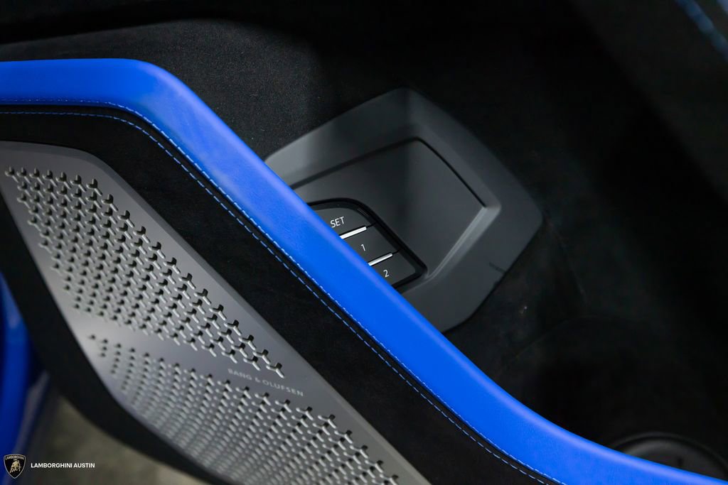 Used 2024 Lamborghini Urus Performante image 40