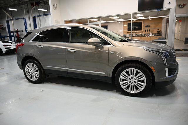 Used 2019 Cadillac XT5 Premium Luxury image 4