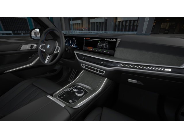 New 2026 BMW X7 M60i image 14