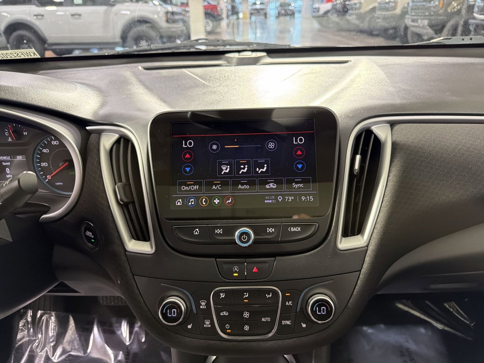 Used 2022 Chevrolet Malibu LT image 22