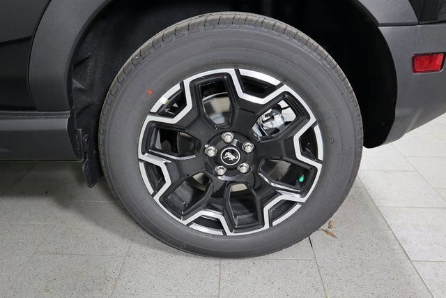 New 2025 Ford Bronco Sport Outer Banks image 17