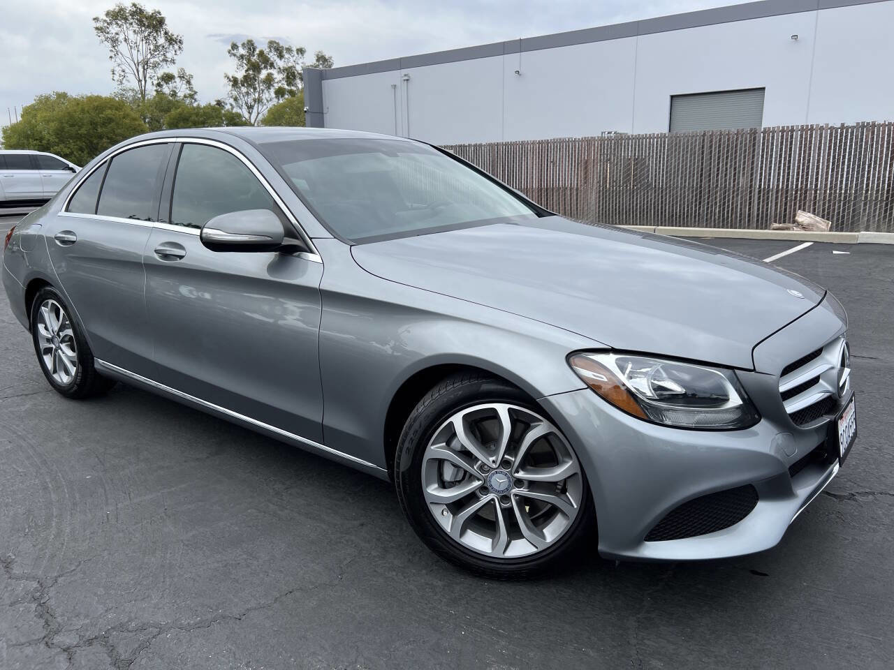 Used 2015 Mercedes-Benz C 300 Sedan image 2