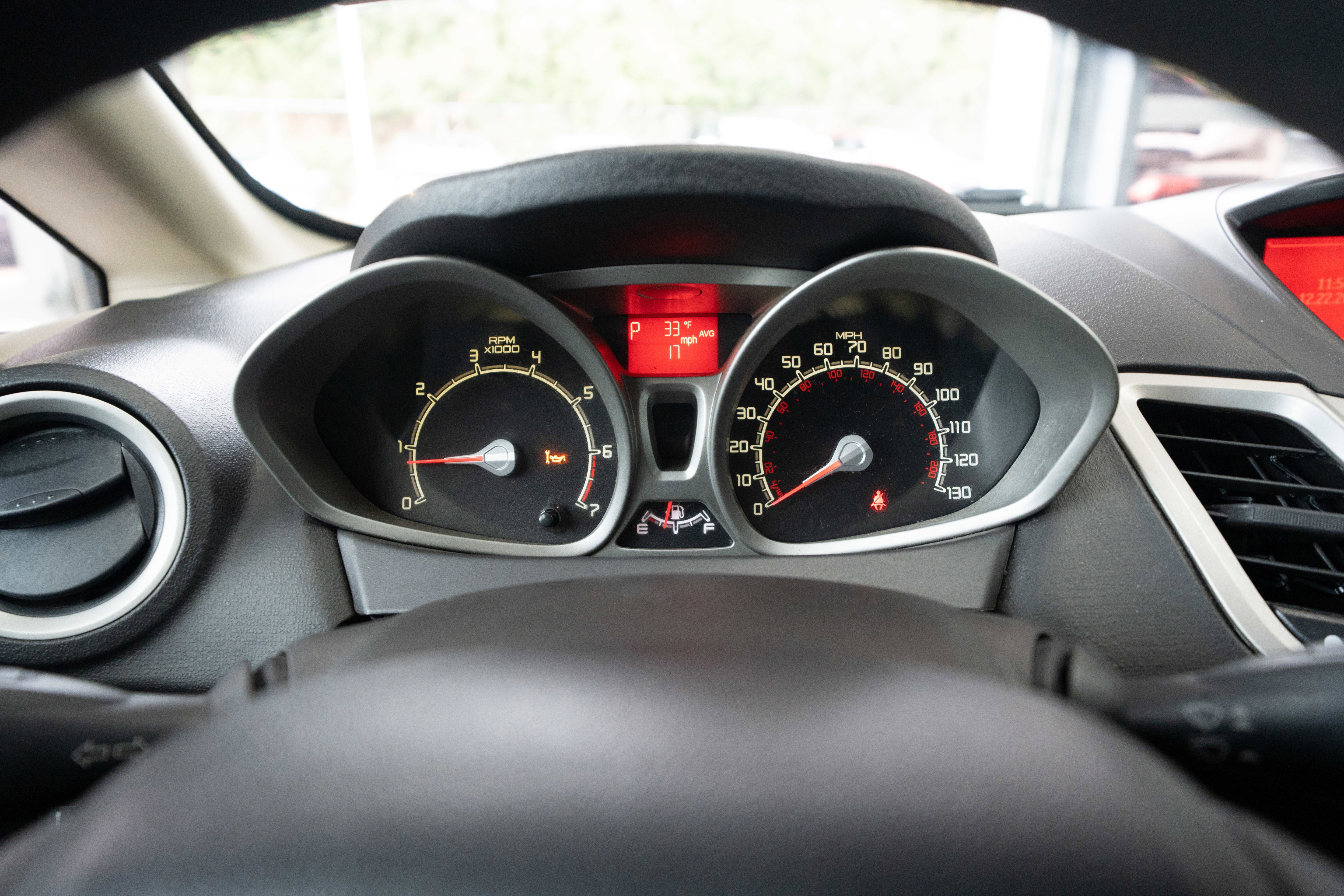 Used 2012 Ford Fiesta SE image 16