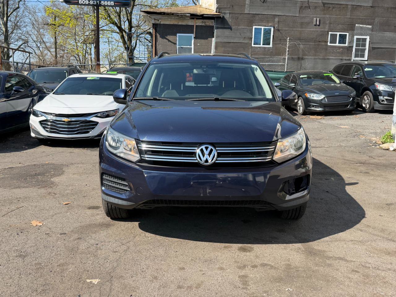 Used 2016 Volkswagen Tiguan S image 11