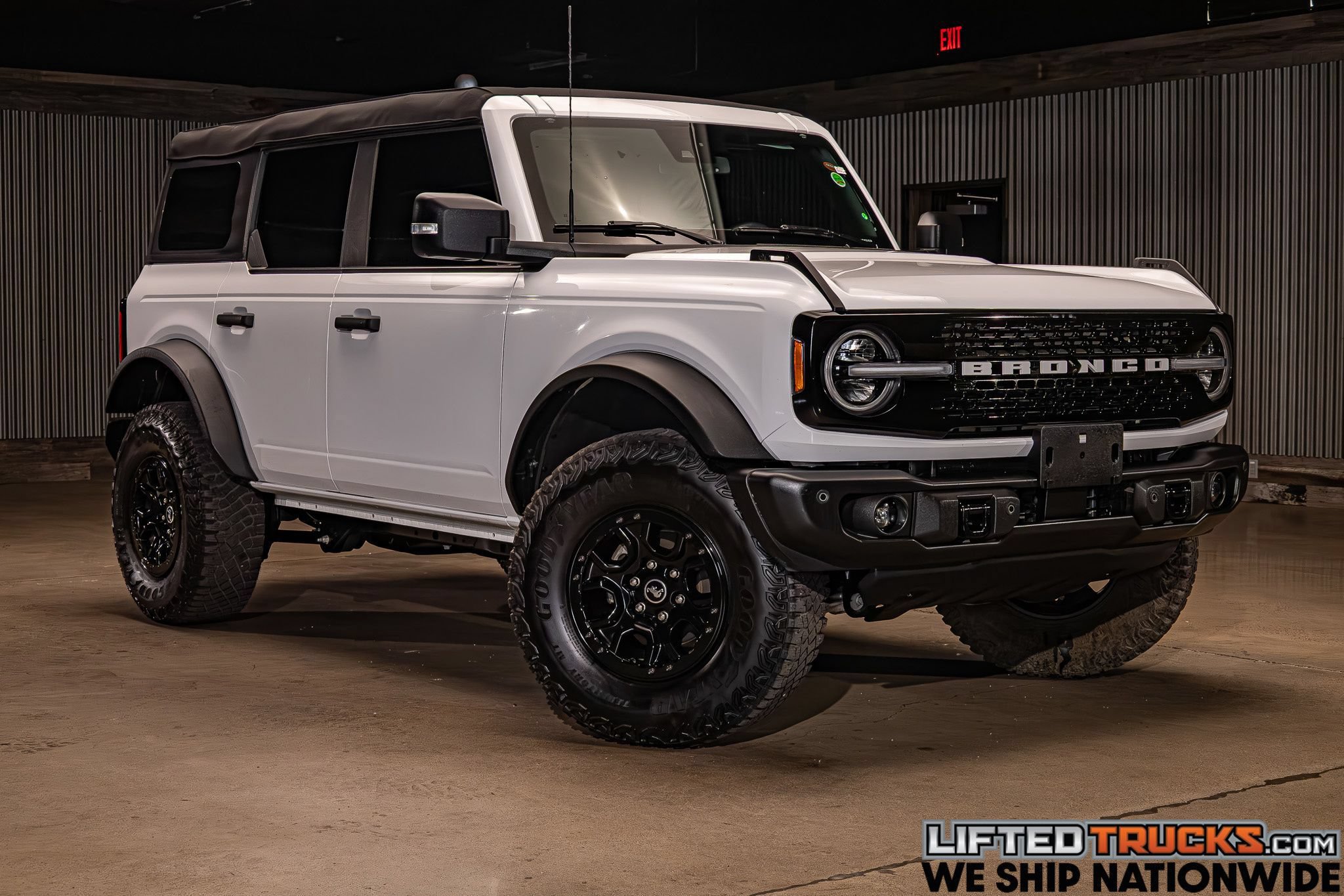 Used 2023 Ford Bronco Wildtrak AWD/4WD image 1