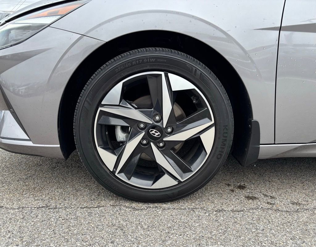 Used 2023 Hyundai Elantra SEL w/ Convenience Package FWD image 28