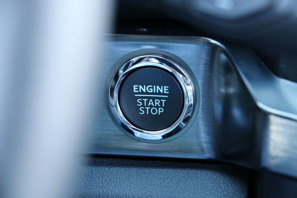 New 2026 Ford F250 Lariat w/ Black Appearance Package image 14