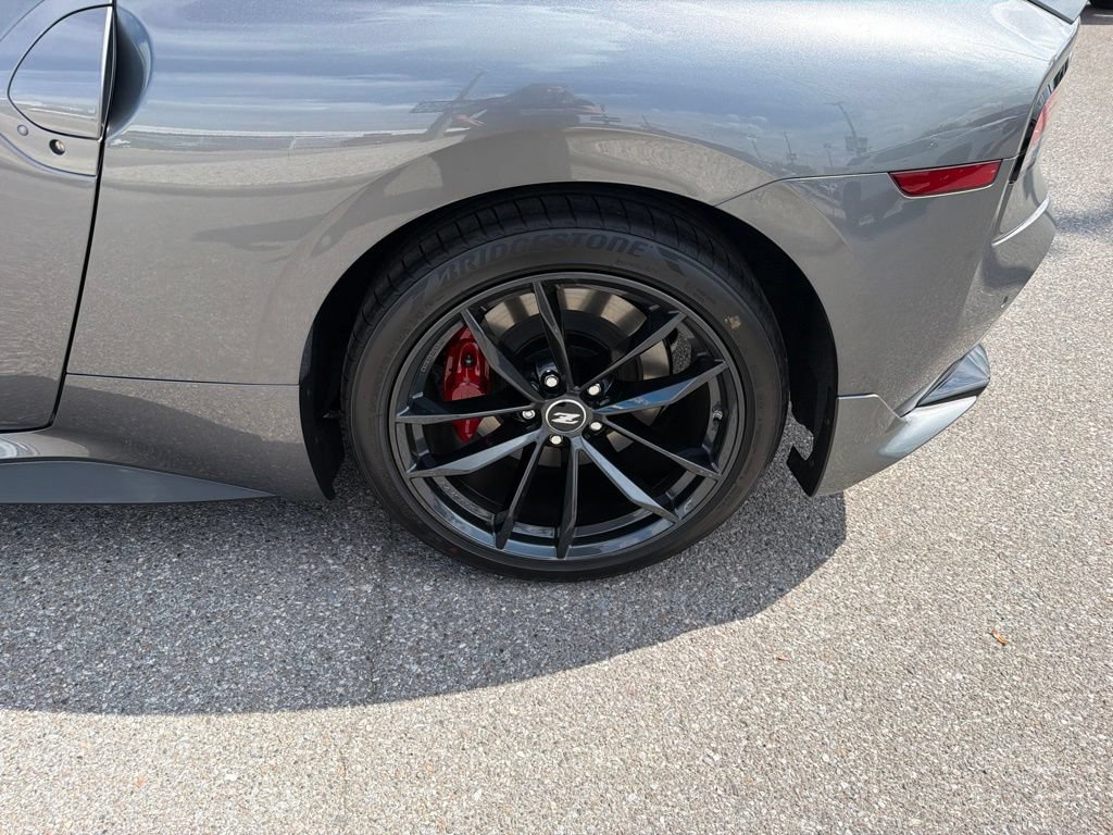 Used 2024 Nissan Z Performance w/ Floor Mat Package RWD image 9