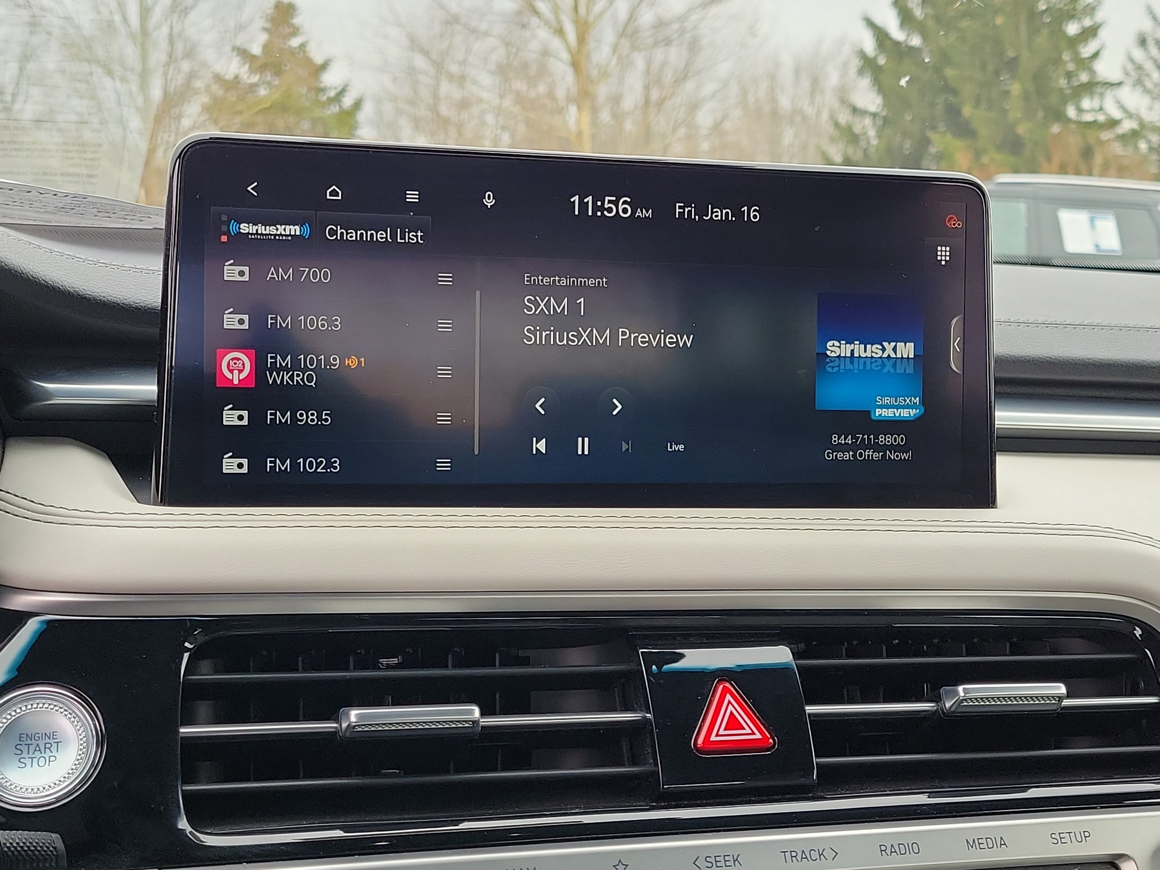 Used 2024 Genesis G70 2.5T image 26