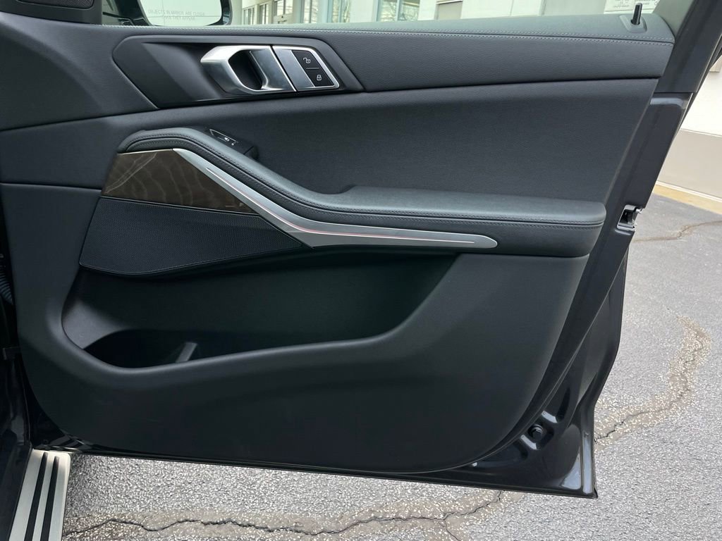 Used 2022 BMW X5 xDrive40i image 30