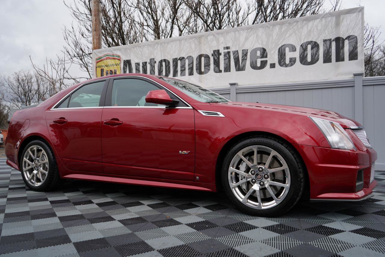 Used 2009 Cadillac CTS V image 3