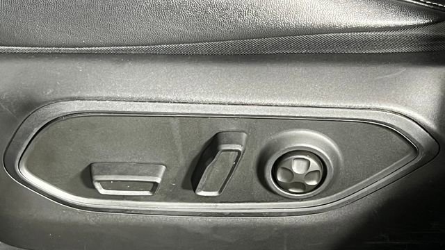 Used 2022 Jeep Grand Cherokee L Limited image 27