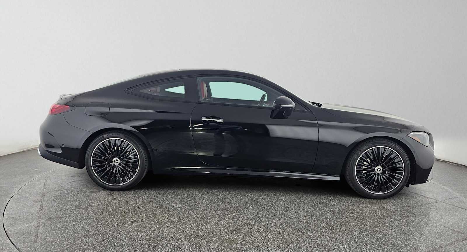 New 2026 Mercedes-Benz CLE 300 4MATIC Coupe image 2