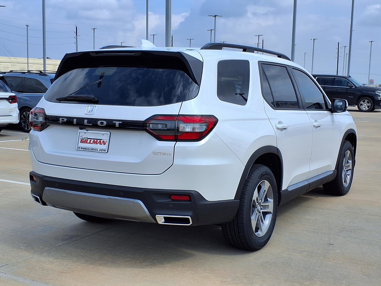 New 2026 Honda Pilot EX-L image 4