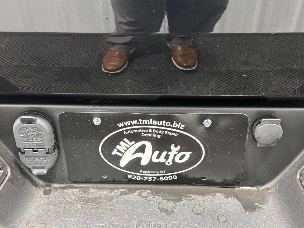 Used 2016 Ford F150 XLT w/ Equipment Group 302A Luxury image 5