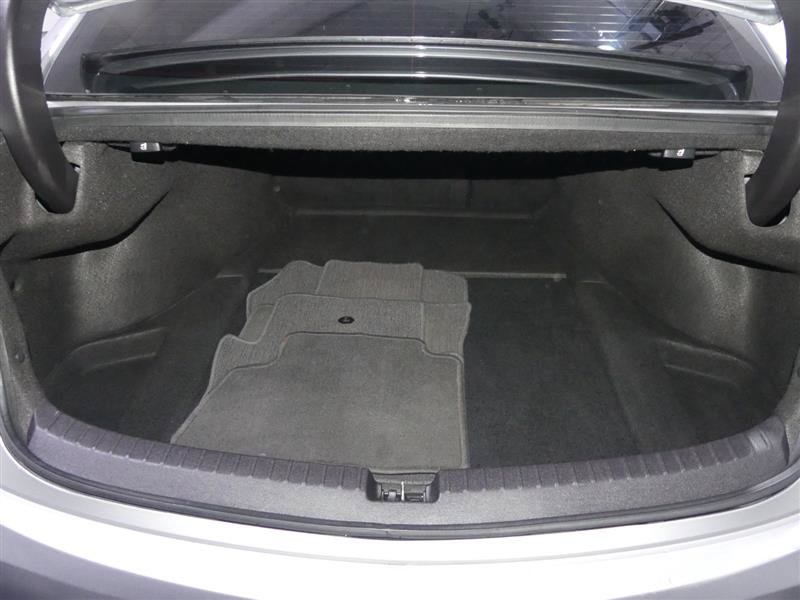 Used 2018 Acura TLX w/ Technology Package FWD image 12