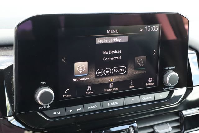Used 2025 Nissan Pathfinder SV AWD/4WD image 31