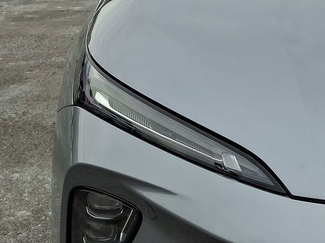 Used 2025 Buick Envision Sport Touring image 13