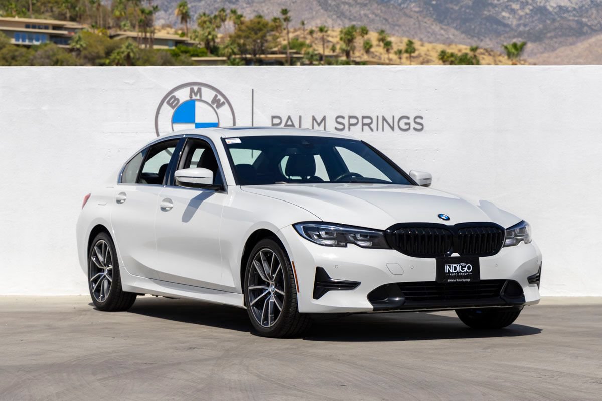 Used 2021 BMW 330e RWD image 2
