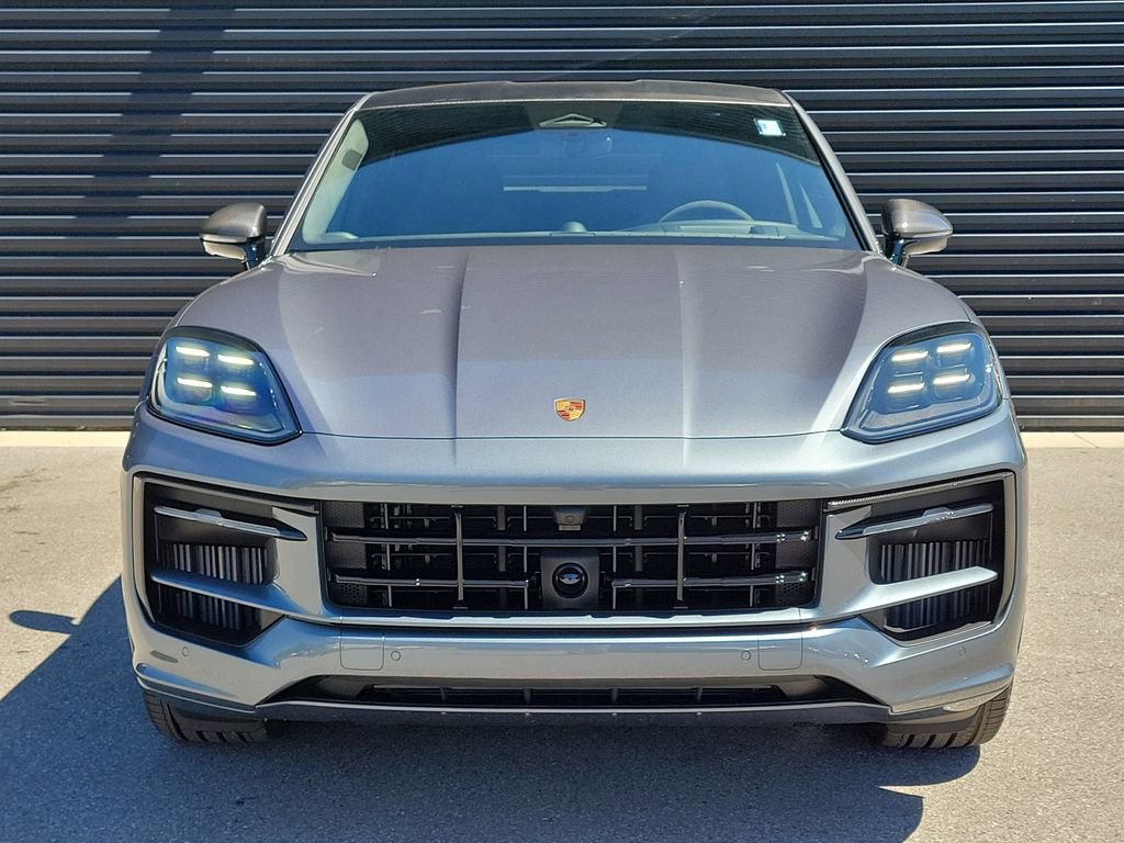 New 2026 Porsche Cayenne GTS image 10