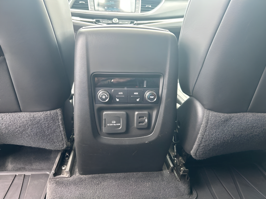 Used 2019 Buick Enclave Avenir w/ Avenir Technology Package AWD/4WD image 21