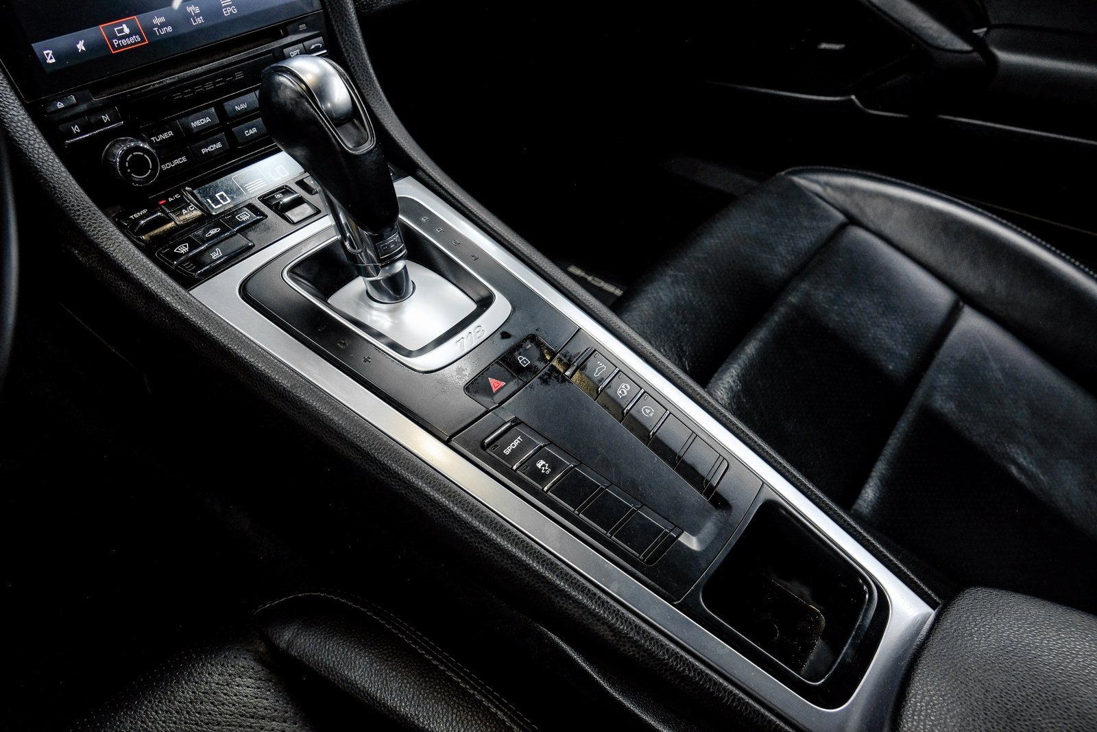 Used 2022 Porsche 718 Cayman image 29