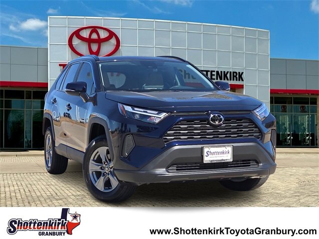 New 2025 Toyota RAV4 XLE