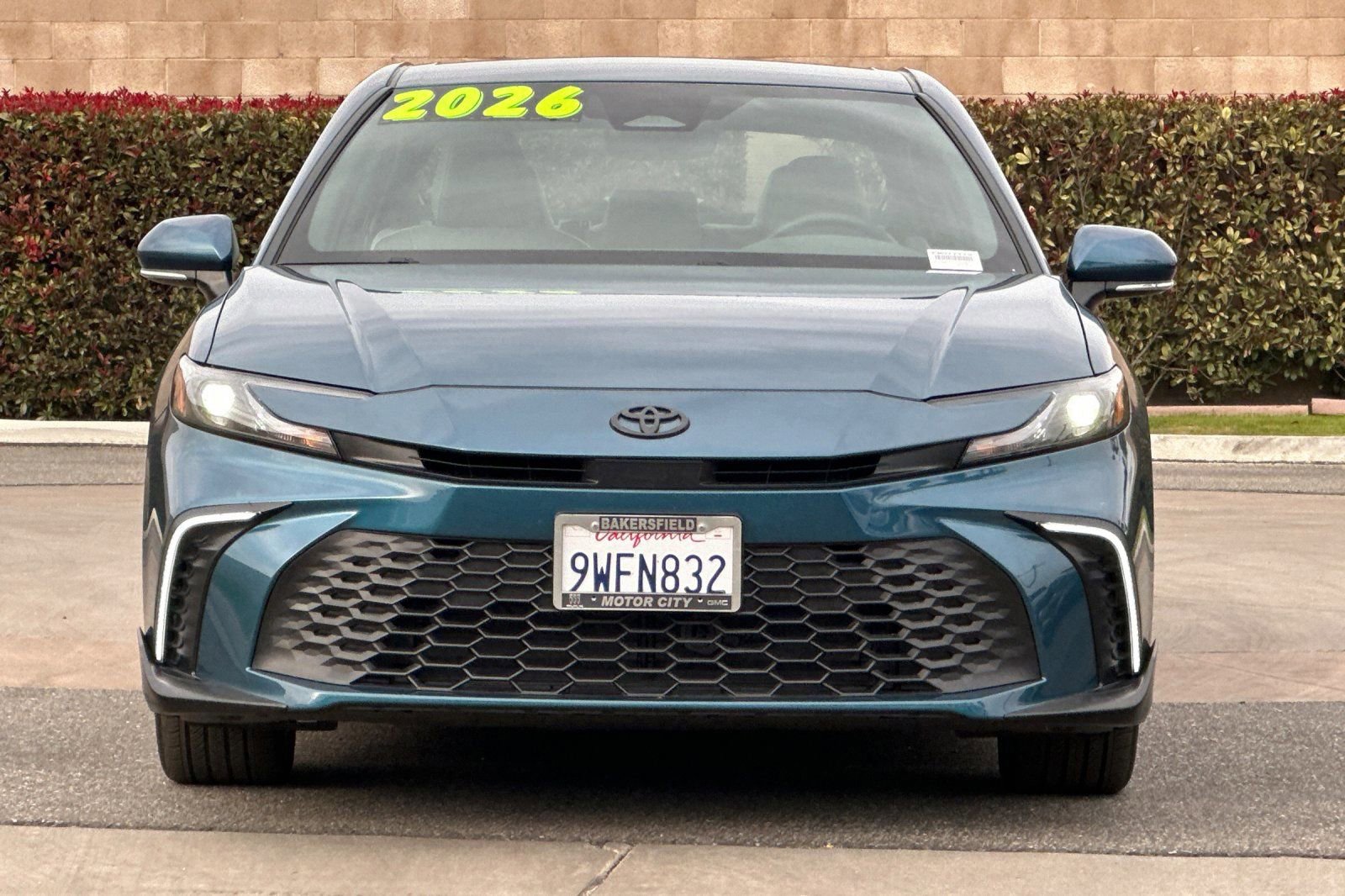 Used 2026 Toyota Camry SE image 9