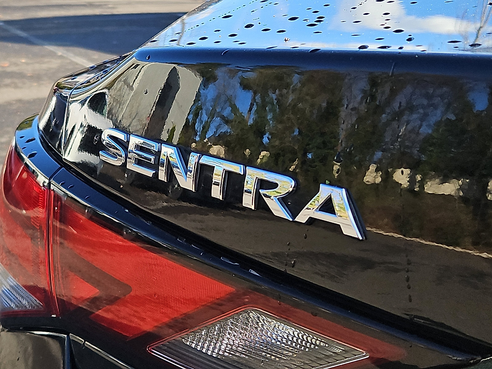 Certified 2021 Nissan Sentra SV image 29