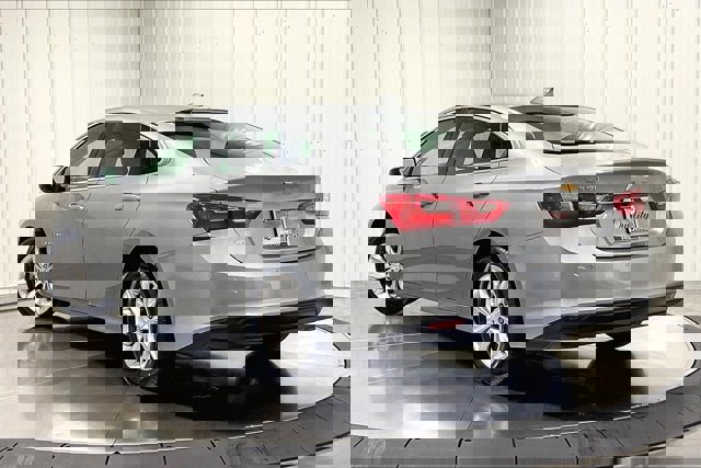 Used 2024 Chevrolet Malibu LT image 12