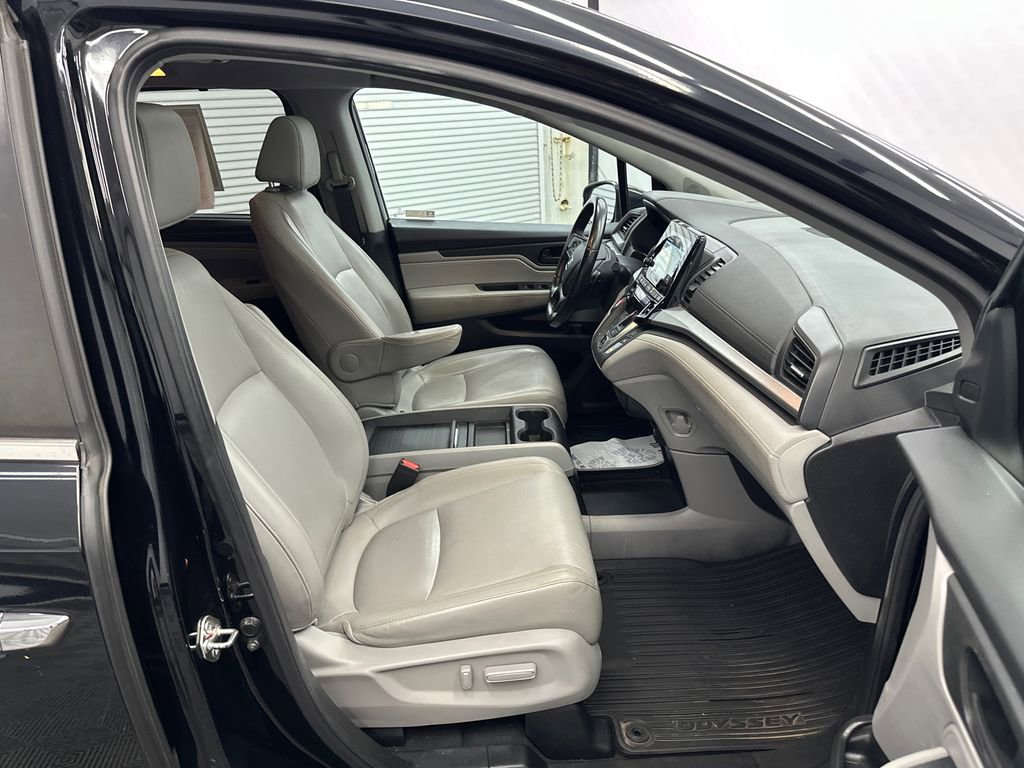 Used 2018 Honda Odyssey EX-L image 12