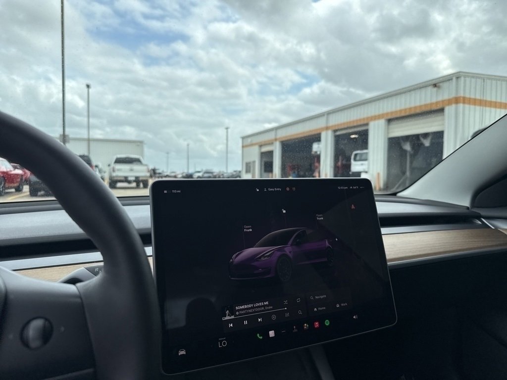 Used 2022 Tesla Model 3 Performance image 10