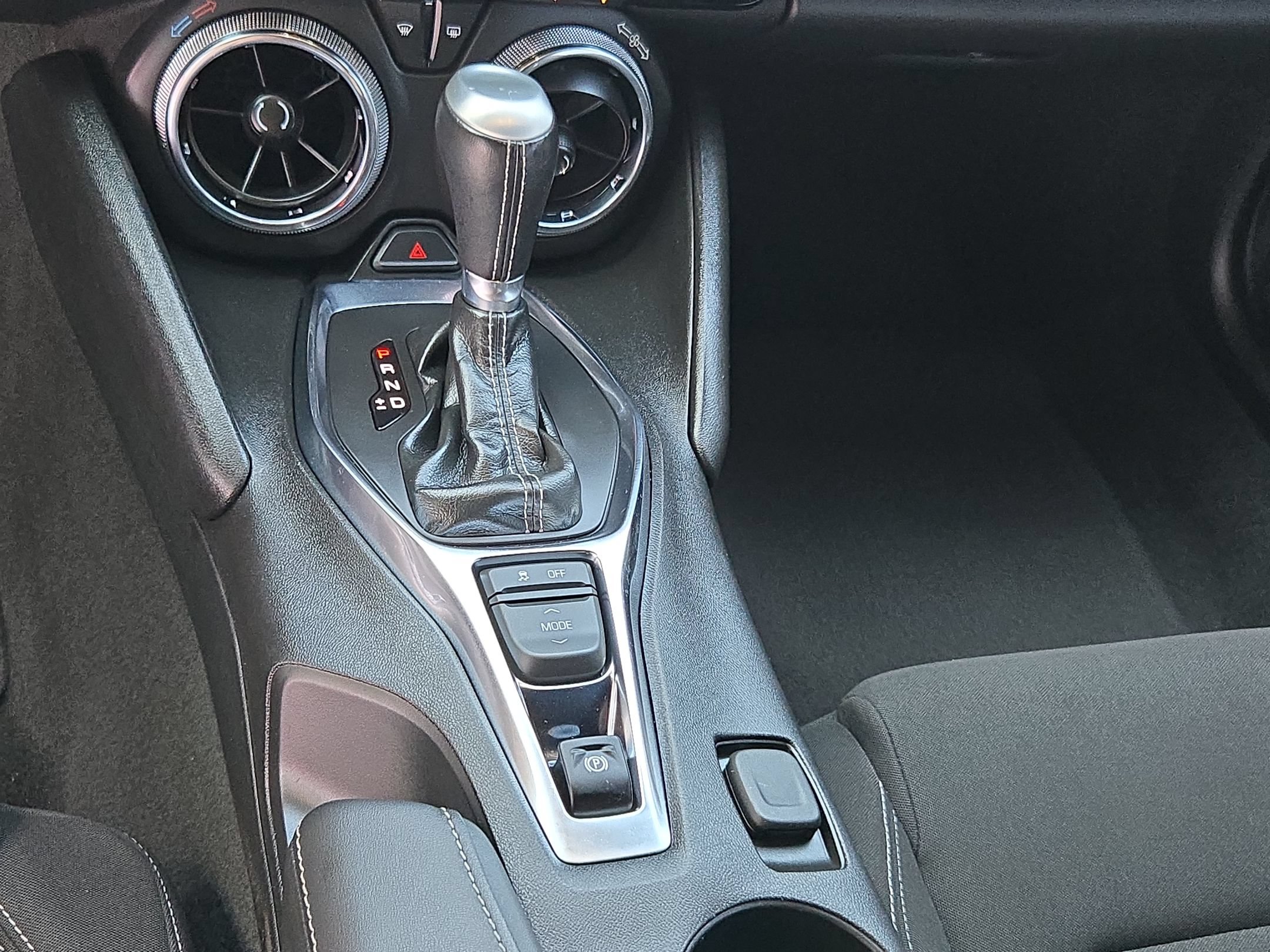 Used 2022 Chevrolet Camaro LT w/ Technology Package RWD image 30