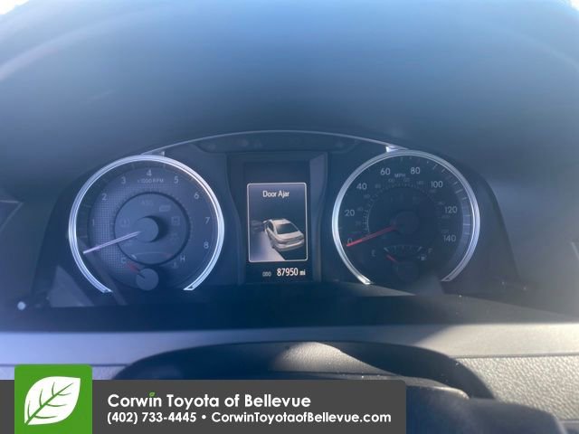 Used 2016 Toyota Camry SE image 15