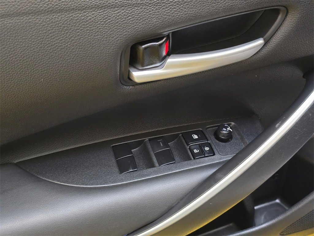 Used 2022 Toyota Corolla SE image 23