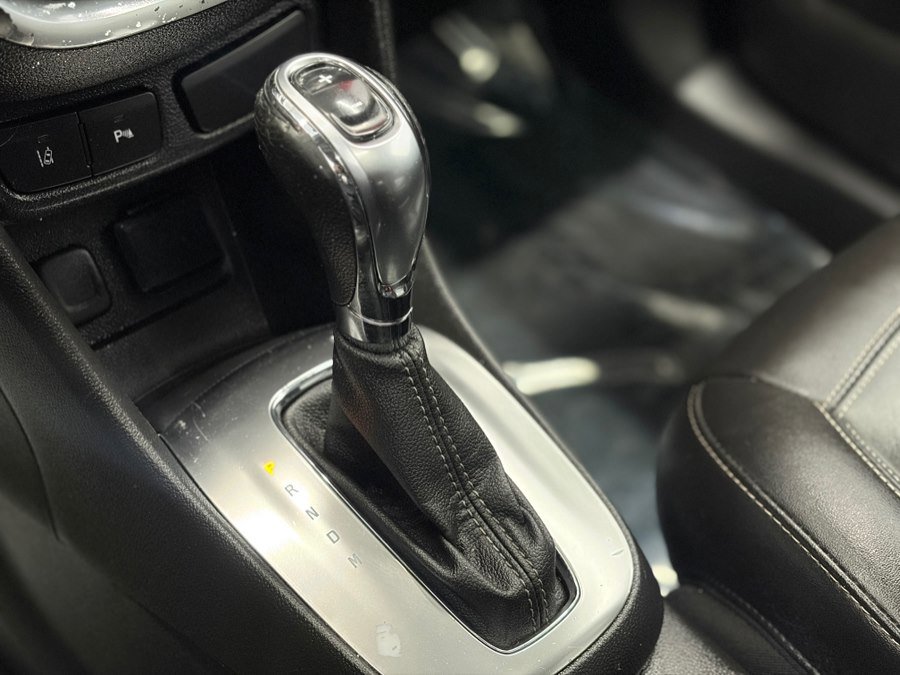 Used 2016 Buick Encore Premium AWD/4WD image 24