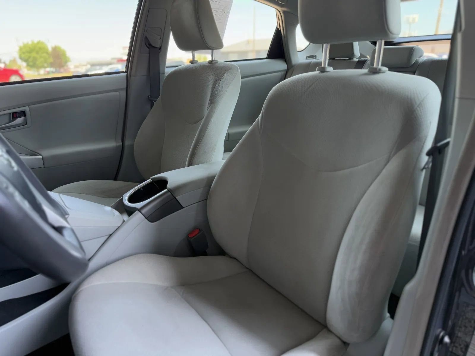 Used 2014 Toyota Prius Two image 14