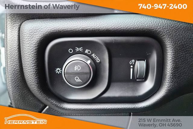 Used 2024 RAM 3500 Big Horn AWD/4WD image 16