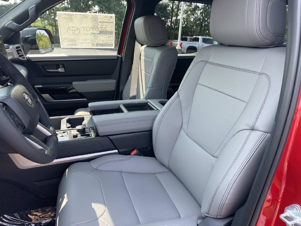New 2026 Toyota Tundra Limited AWD/4WD image 26
